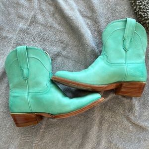 Tecovas boots only worn once